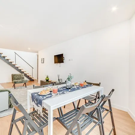 Ajuda Deluxe * Лиссабон