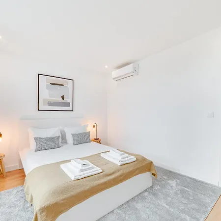 Apartamento Ajuda Deluxe *